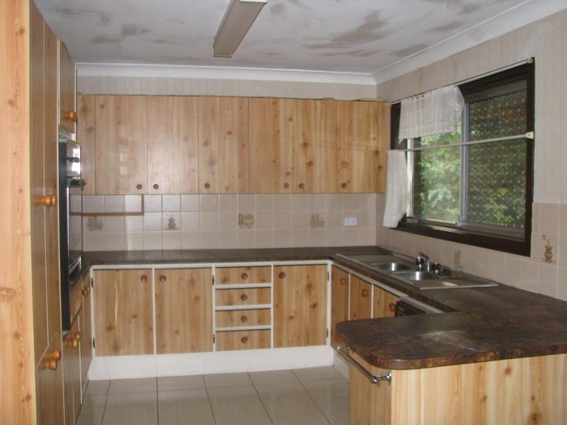 3 GREENLEAF STREET, Sunnybank Hills QLD 4109