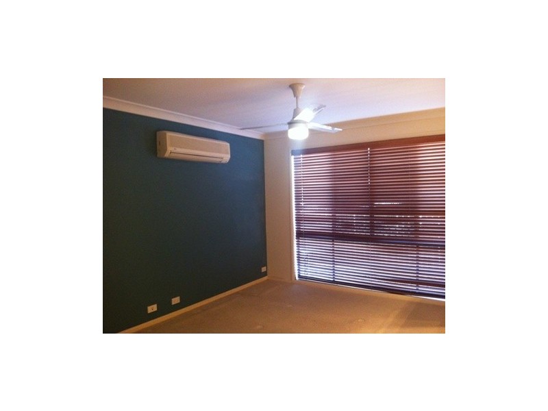 33 NOELANA STREET, Sunnybank Hills QLD 4109