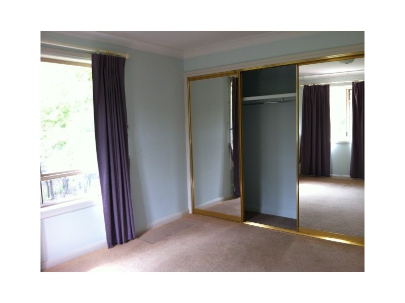 6 MAYWOOD CR, Calamvale QLD 4116