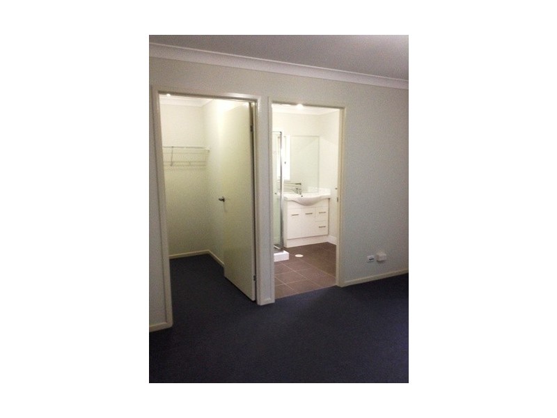 12a Dayana St, Marsden QLD 4132