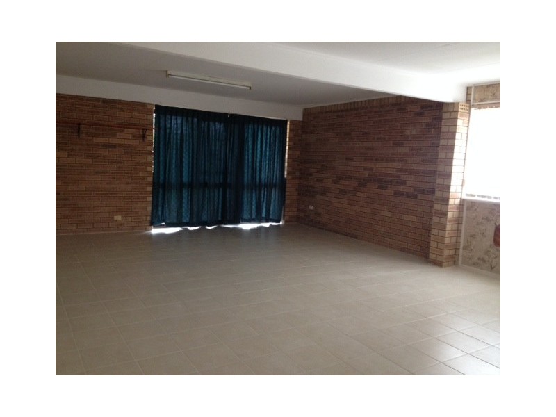 11 Carnoustie Street, Macgregor QLD 4109