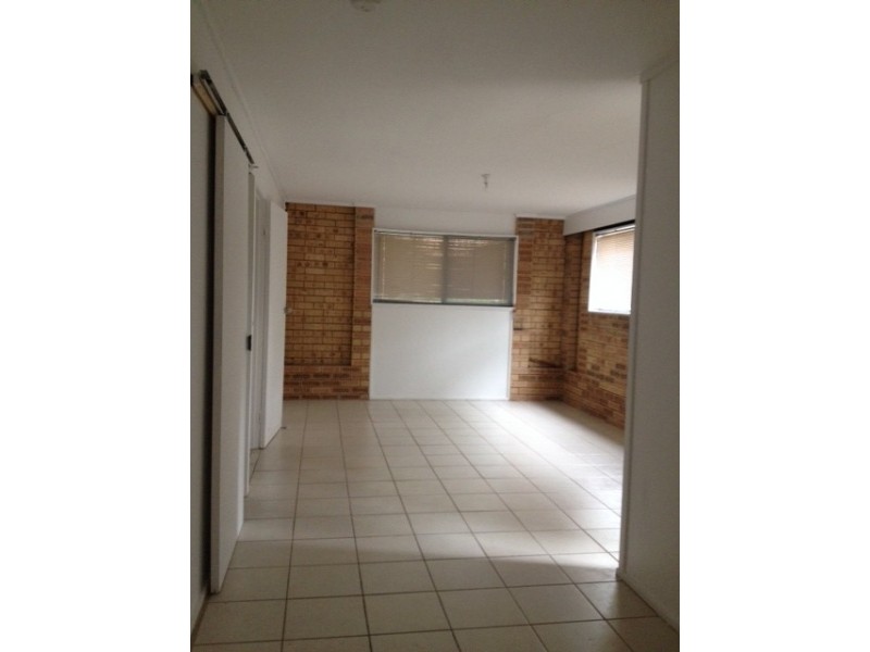 11 Carnoustie Street, Macgregor QLD 4109