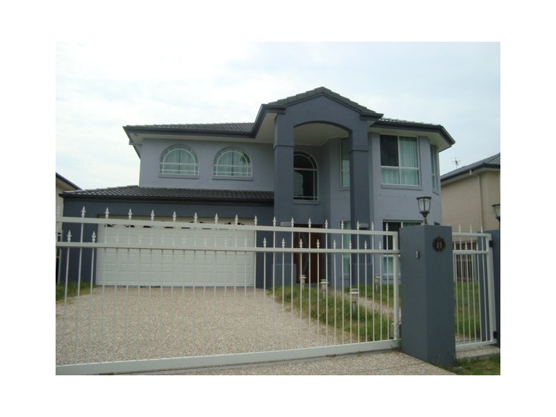 20 PEACHTREE PL, Stretton QLD 4116