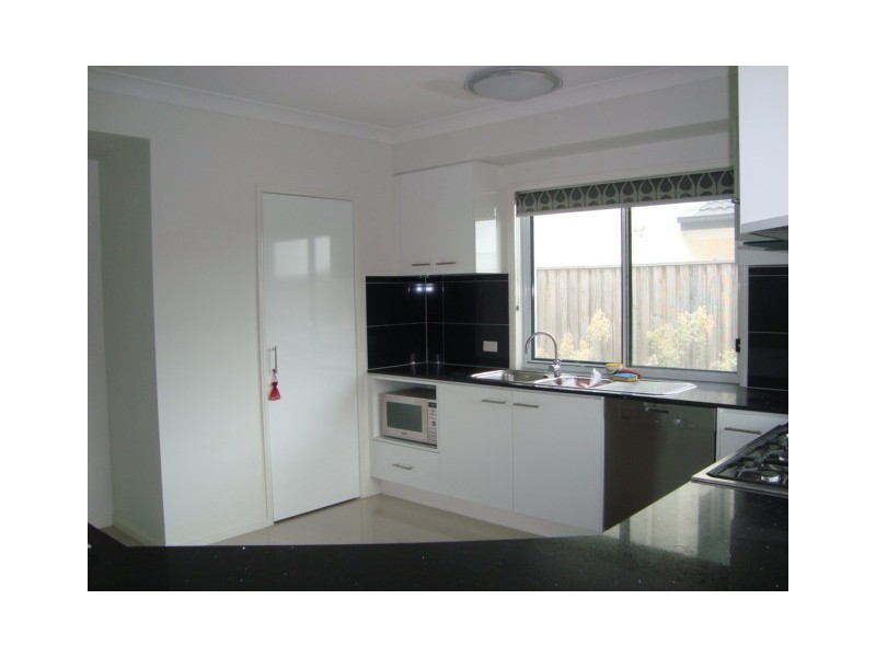 20 PEACHTREE PL, Stretton QLD 4116