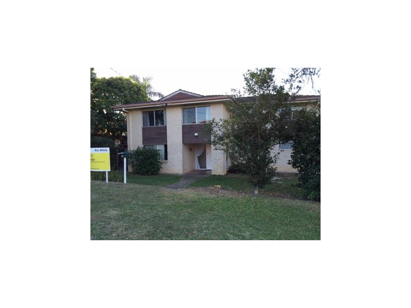 8 Provence Street, Macgregor QLD 4109