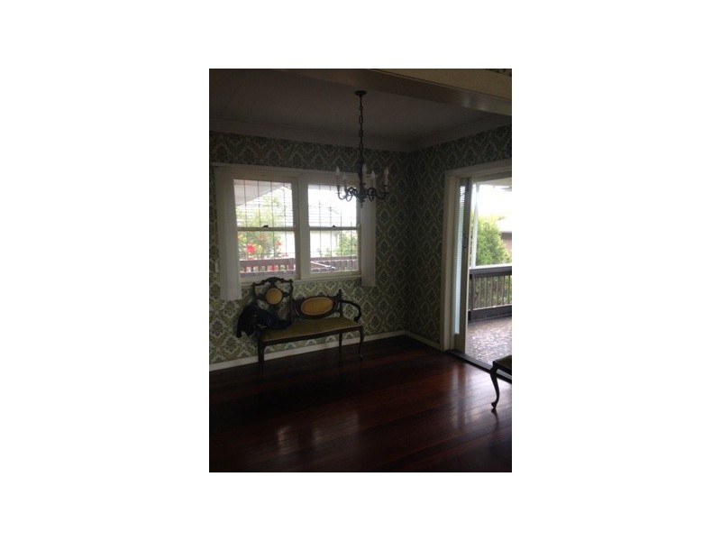 4 Pallaranda Street, Tarragindi QLD 4121