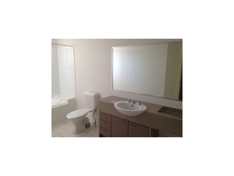 28/2311 Logan Rd, Eight Mile Plains QLD 4113