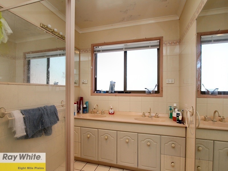 23 Mabel Street, Oxley QLD 4075