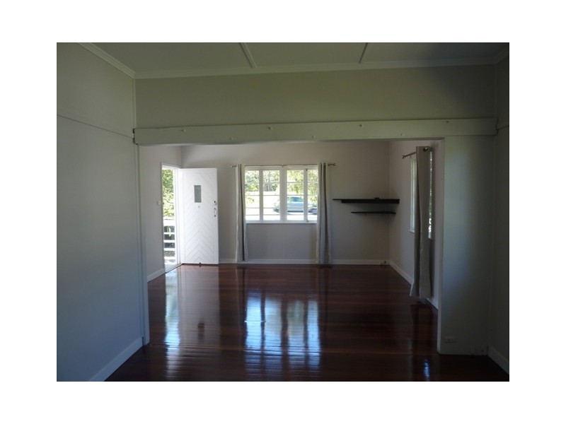 927 Boundary Road, Coopers Plains QLD 4108