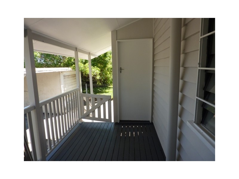 927 Boundary Road, Coopers Plains QLD 4108