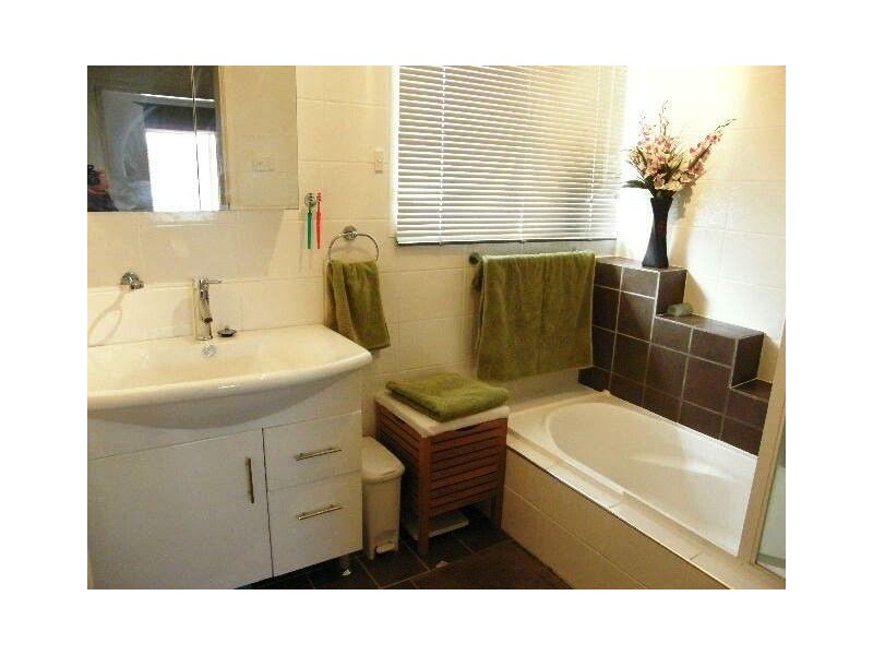 21 St Patrick Avenue, Kuraby QLD 4112