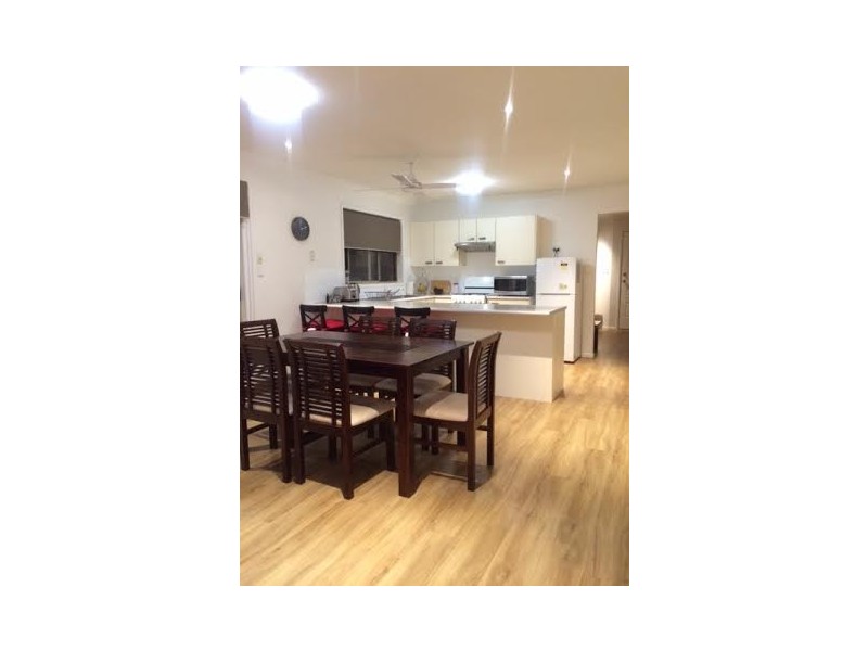 11 Wilshire Place, Runcorn QLD 4113