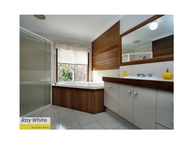 3 Dandelion Street, Eight Mile Plains QLD 4113