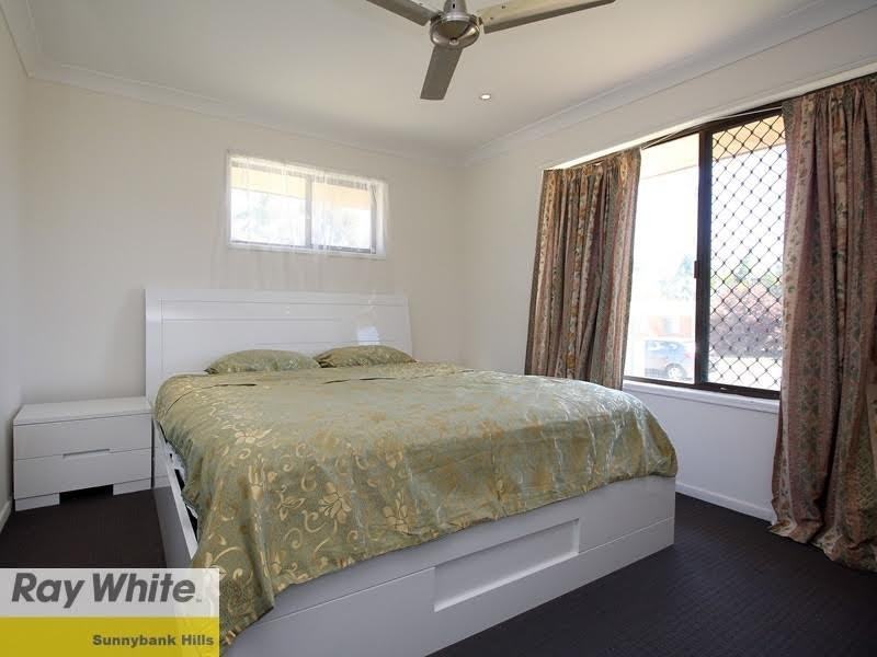 75 Estramina Road + 1 WEEKS FREE RENT, Regents Park QLD 4118
