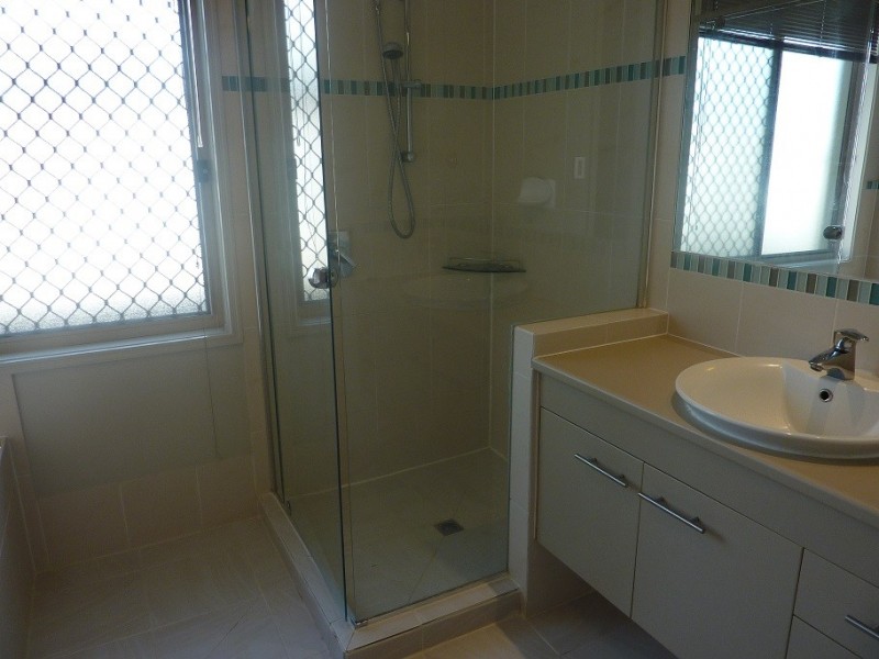 16 Trevi Close, Eight Mile Plains QLD 4113