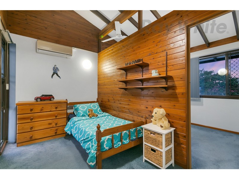 11 Darnell Street, Sunnybank Hills QLD 4109