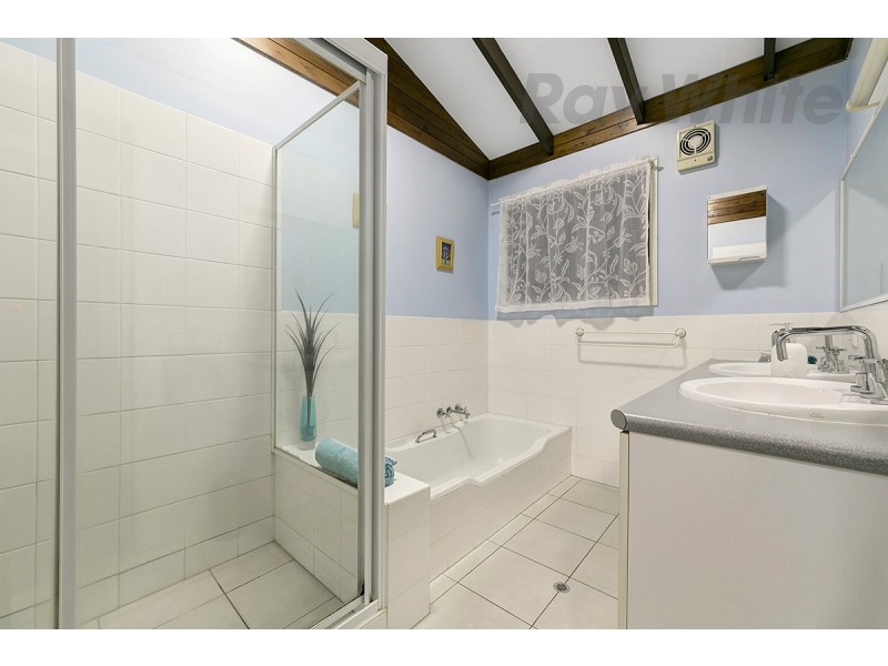 11 Darnell Street, Sunnybank Hills QLD 4109