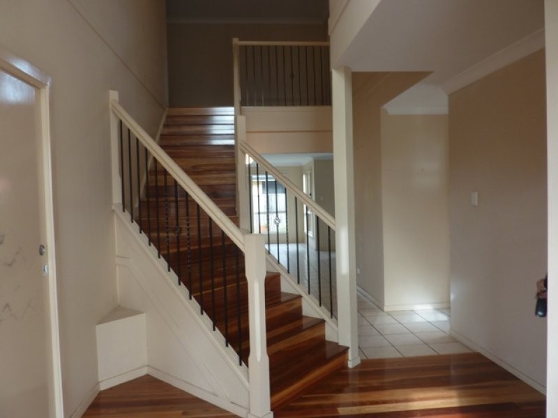 6 Ribbonwood Street, Sunnybank Hills QLD 4109