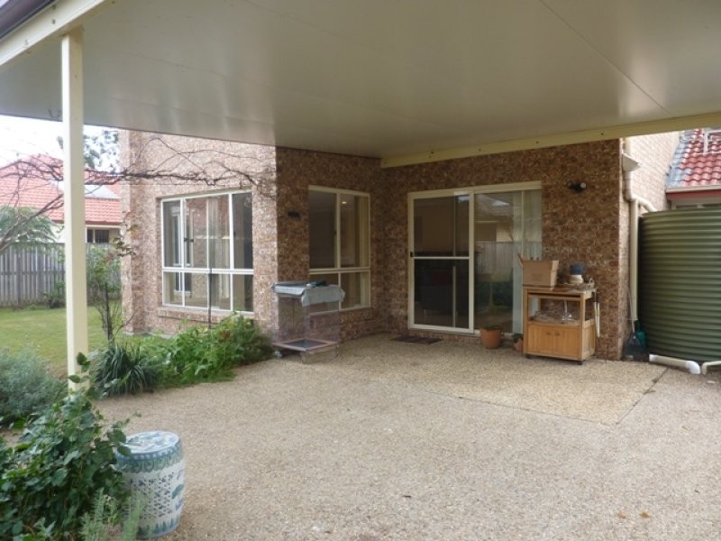 6 Ribbonwood Street, Sunnybank Hills QLD 4109