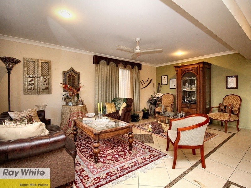 7 Young Place, Runcorn QLD 4113