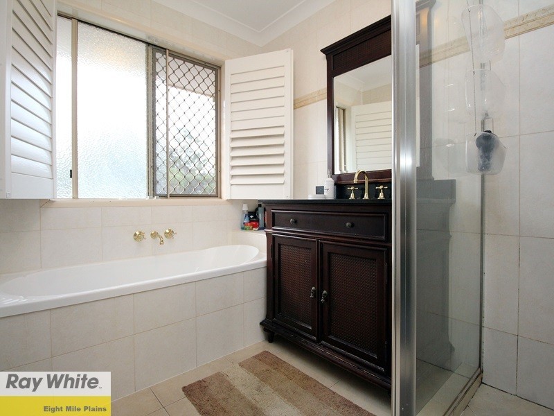 7 Young Place, Runcorn QLD 4113