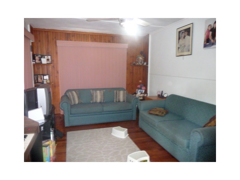 105 Nyleta Street, Coopers Plains QLD 4108