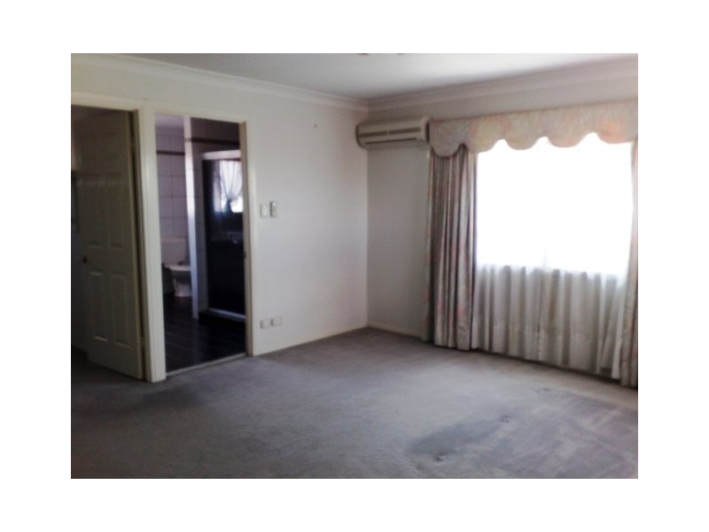 9 Truman Ct, Stretton QLD 4116