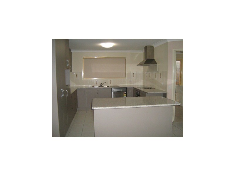 58 Casuarina Crescent, Calamvale QLD 4116