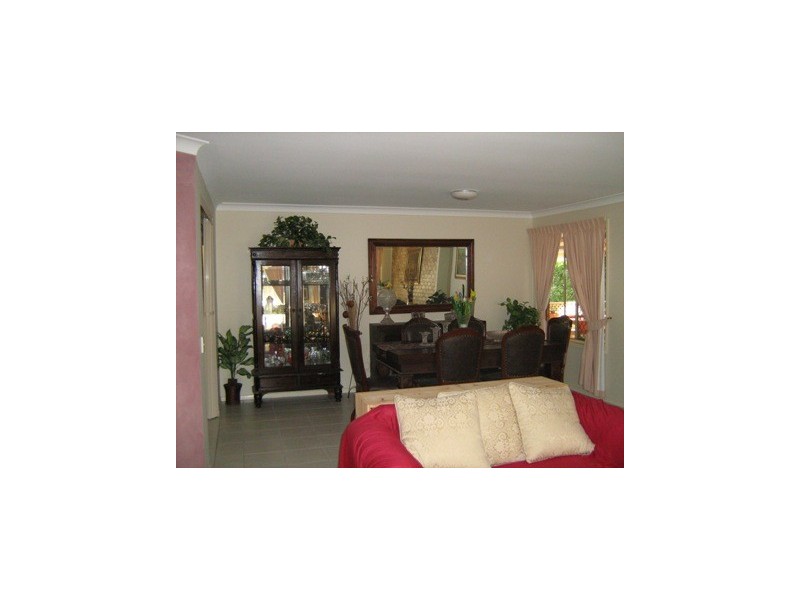 58 Casuarina Crescent, Calamvale QLD 4116