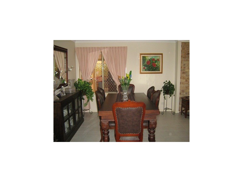 58 Casuarina Crescent, Calamvale QLD 4116