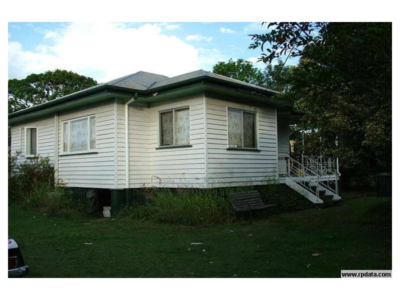 16 Bovey Street, Coopers Plains QLD 4108