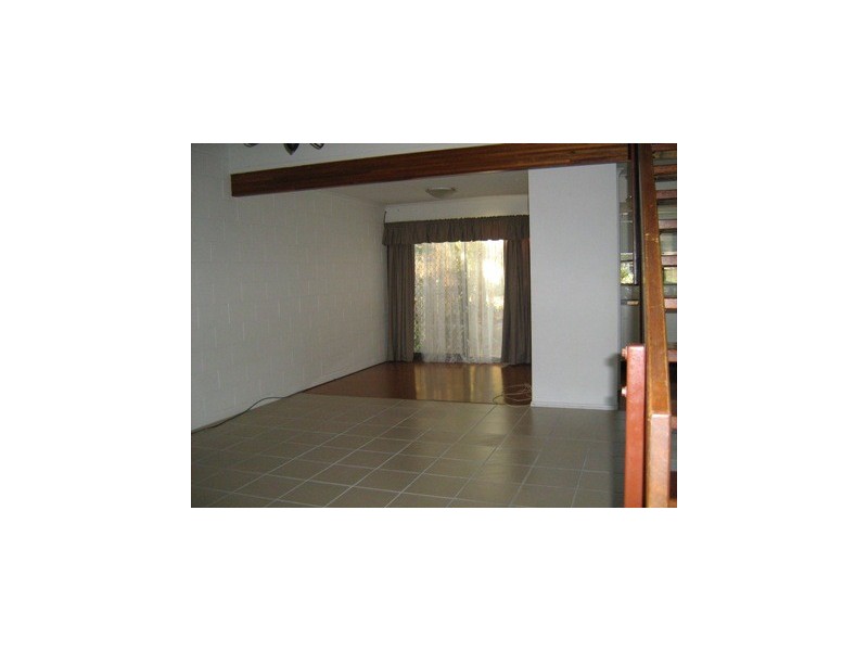 7/65 North Road, Logan Central QLD 4114