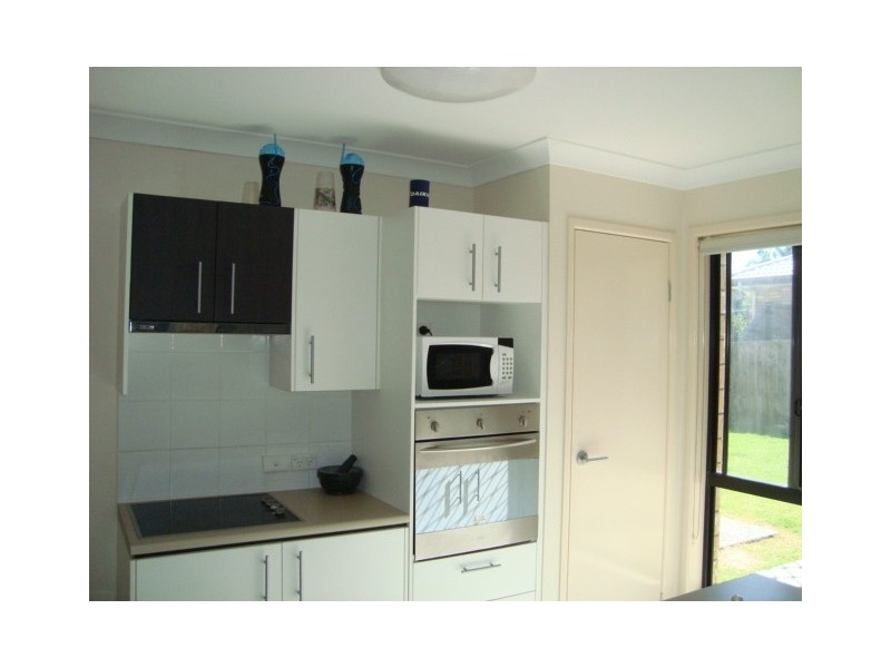 5 Hira Close, Calamvale QLD 4116