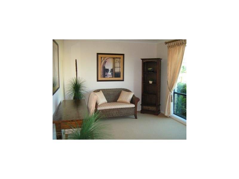 10 Juniper Ct, Stretton QLD 4116