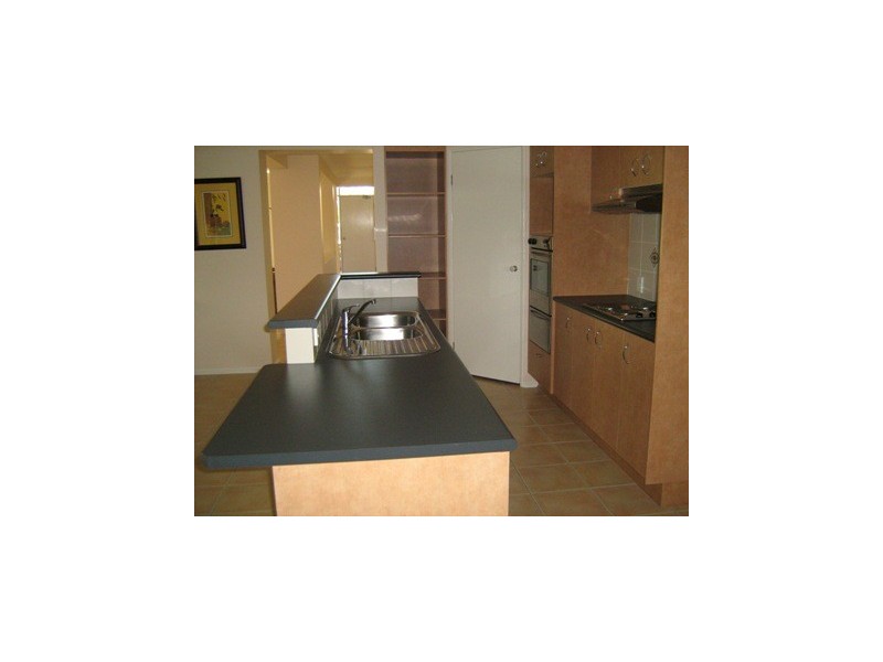 10 Juniper Ct, Stretton QLD 4116