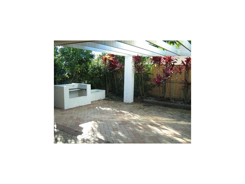 10 Juniper Ct, Stretton QLD 4116