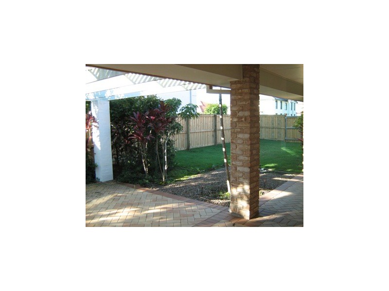 10 Juniper Ct, Stretton QLD 4116