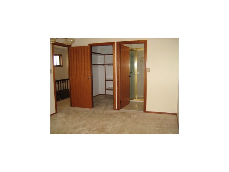 8 Ophelia Court, Sunnybank Hills QLD 4109