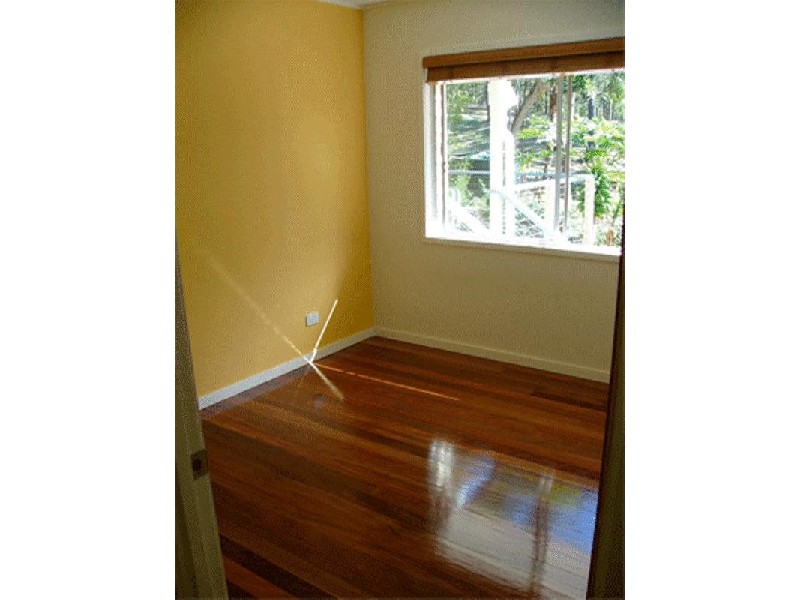 37 Elwood Street, Kenmore Hills QLD 4069