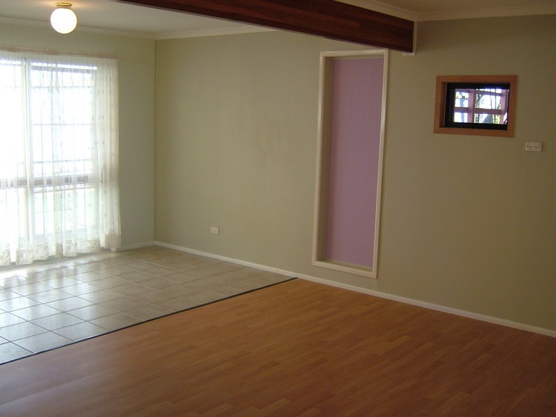 15 Orchid Street, Woodridge QLD 4114