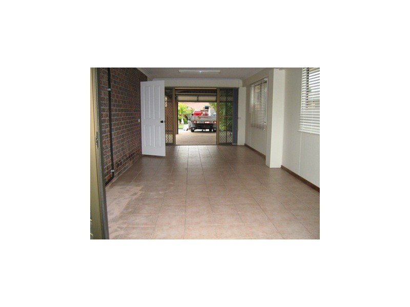 9 Catalpa Street, Eight Mile Plains QLD 4113