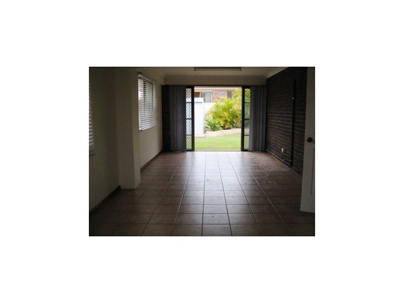 9 Catalpa Street, Eight Mile Plains QLD 4113