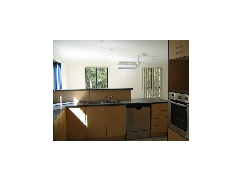 11 Brushbox Crescent, Sunnybank Hills QLD 4109