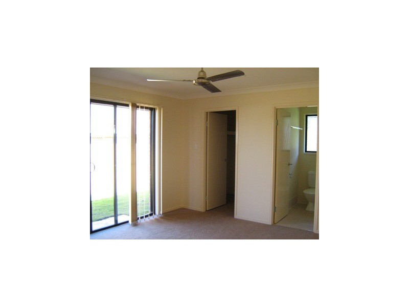16 Sally Drive, Marsden QLD 4132