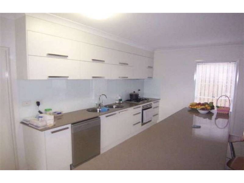 11 Fels Close, Eight Mile Plains QLD 4113