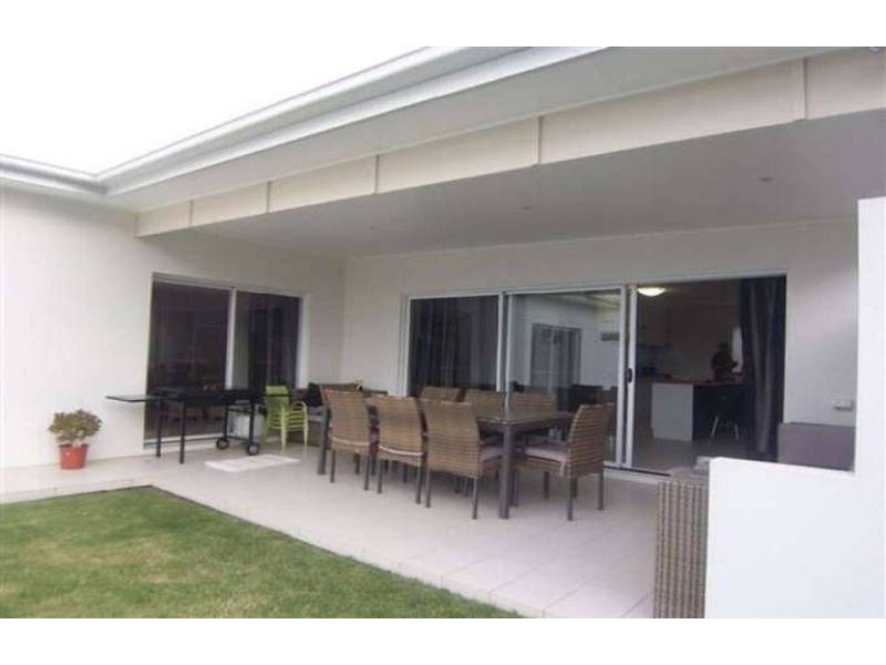 11 Fels Close, Eight Mile Plains QLD 4113