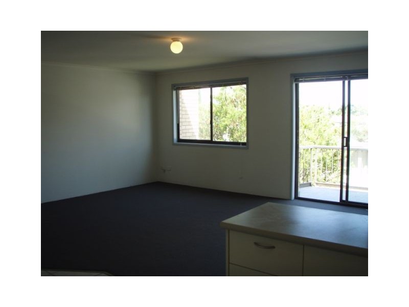 16/9 Bradford Street, Labrador QLD 4215