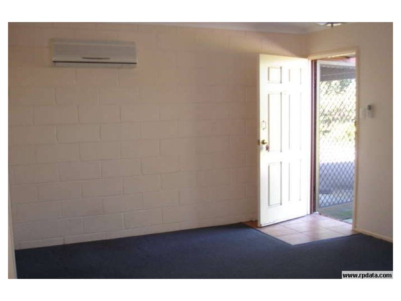 1/65 North Road, Logan Central QLD 4114