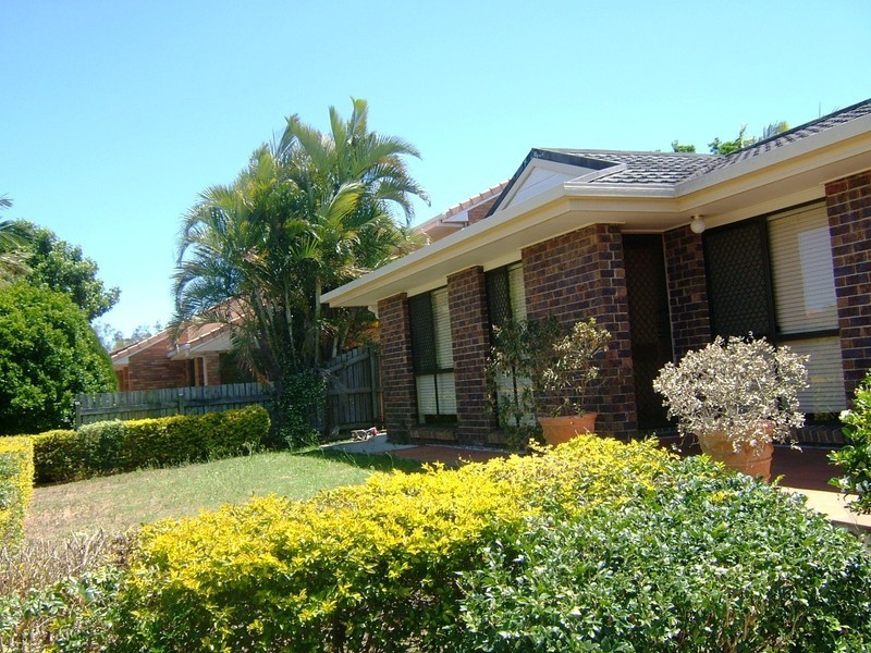 6 Kingfisher Close, Runcorn QLD 4113