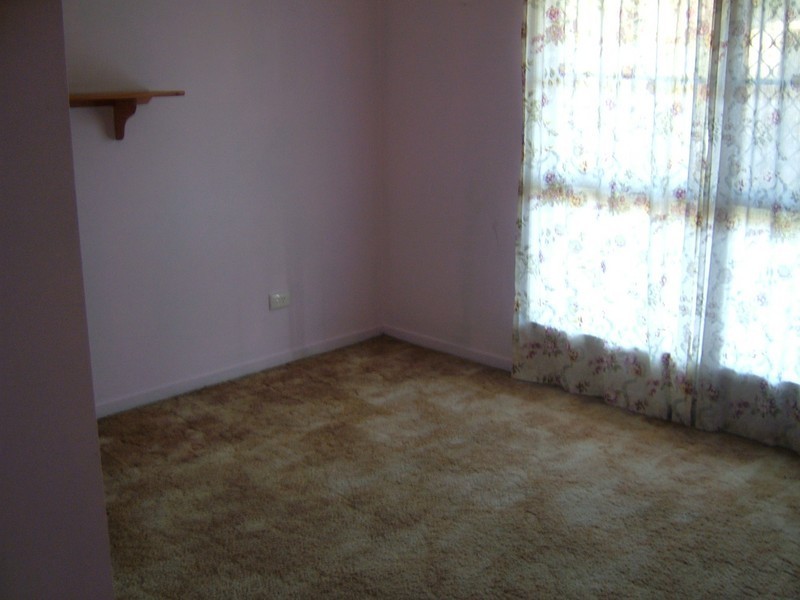 8 DEVINE STREET, Marsden QLD 4132